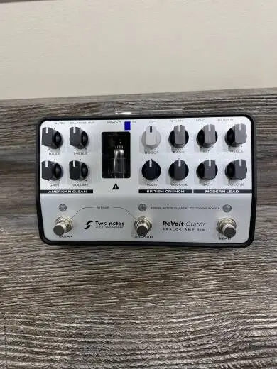 Two Notes - TNREVOLTG